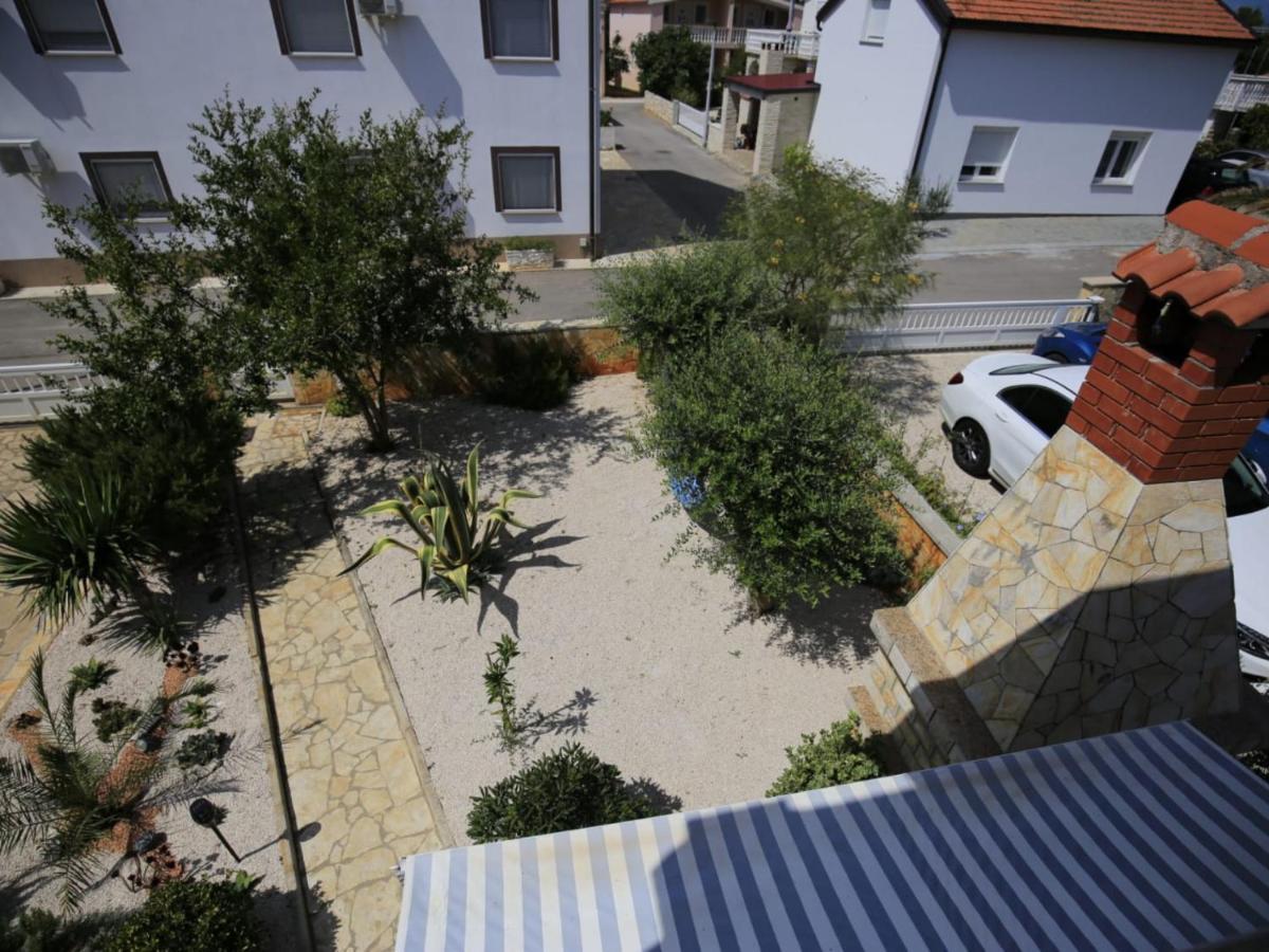 Apartment Barbara Vir Exterior photo
