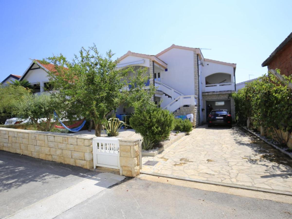 Apartment Barbara Vir Exterior photo