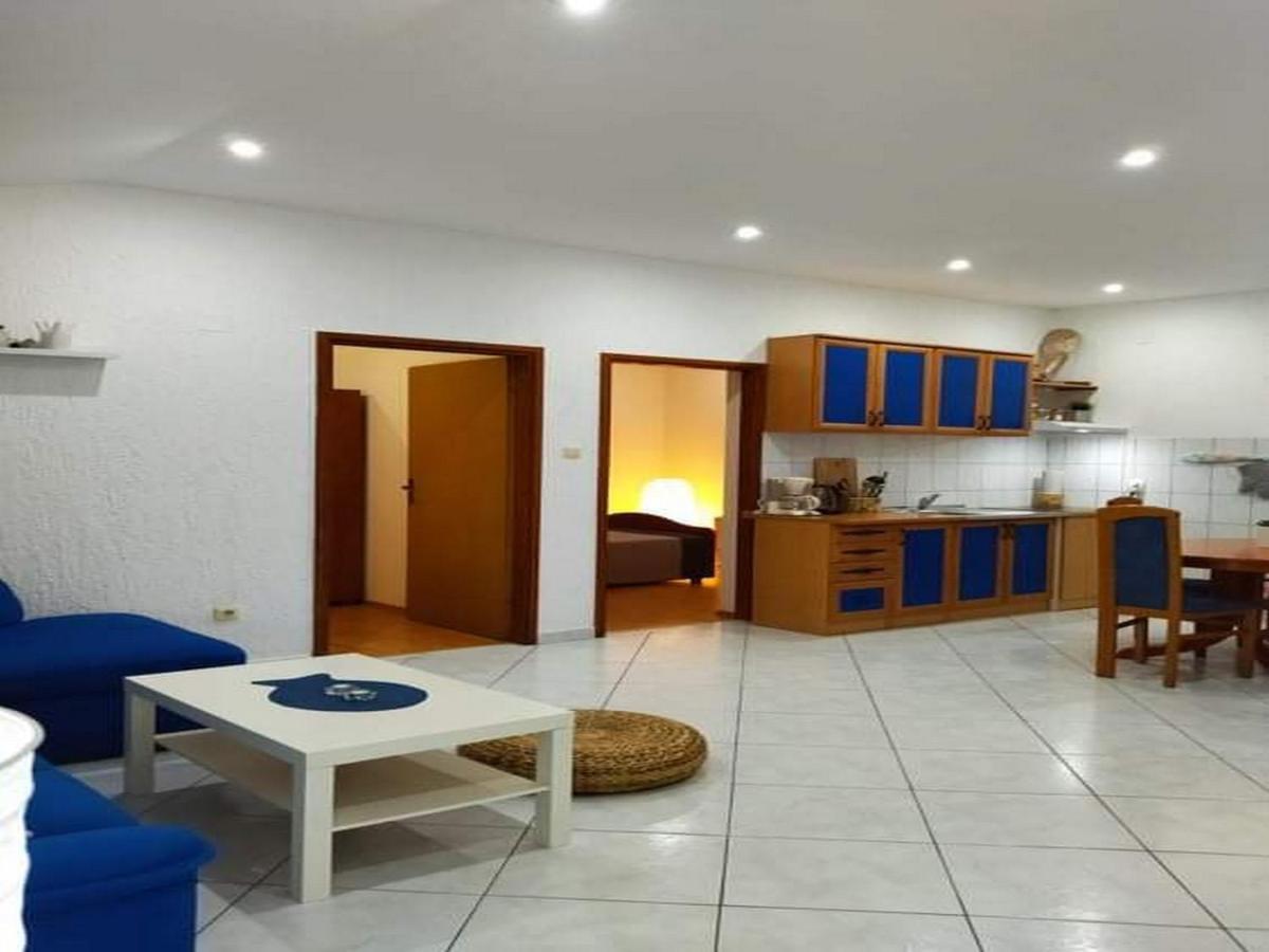 Apartment Barbara Vir Exterior photo